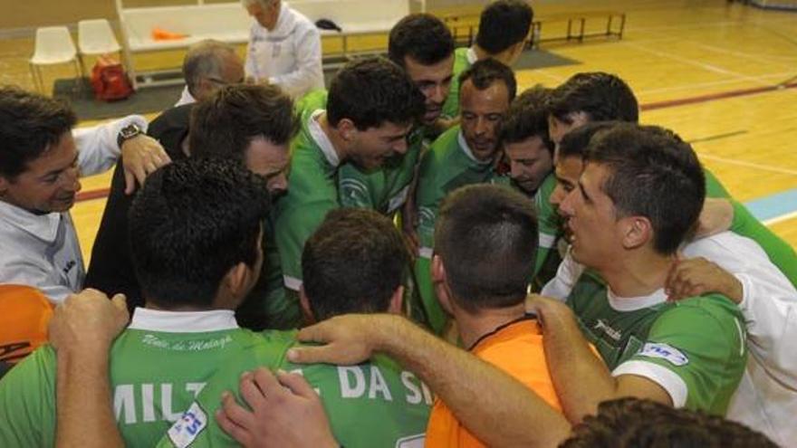 El UMA-Antequera aplaza el ascenso a la última jornada