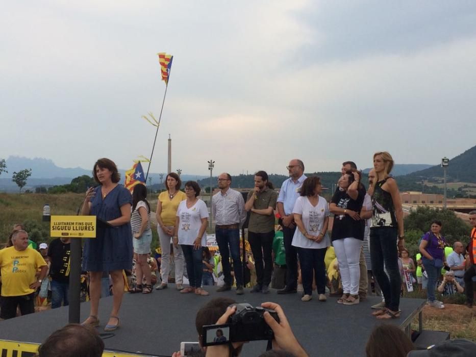 Concentració a Lledoners per l'alliberament dels independentistes presos