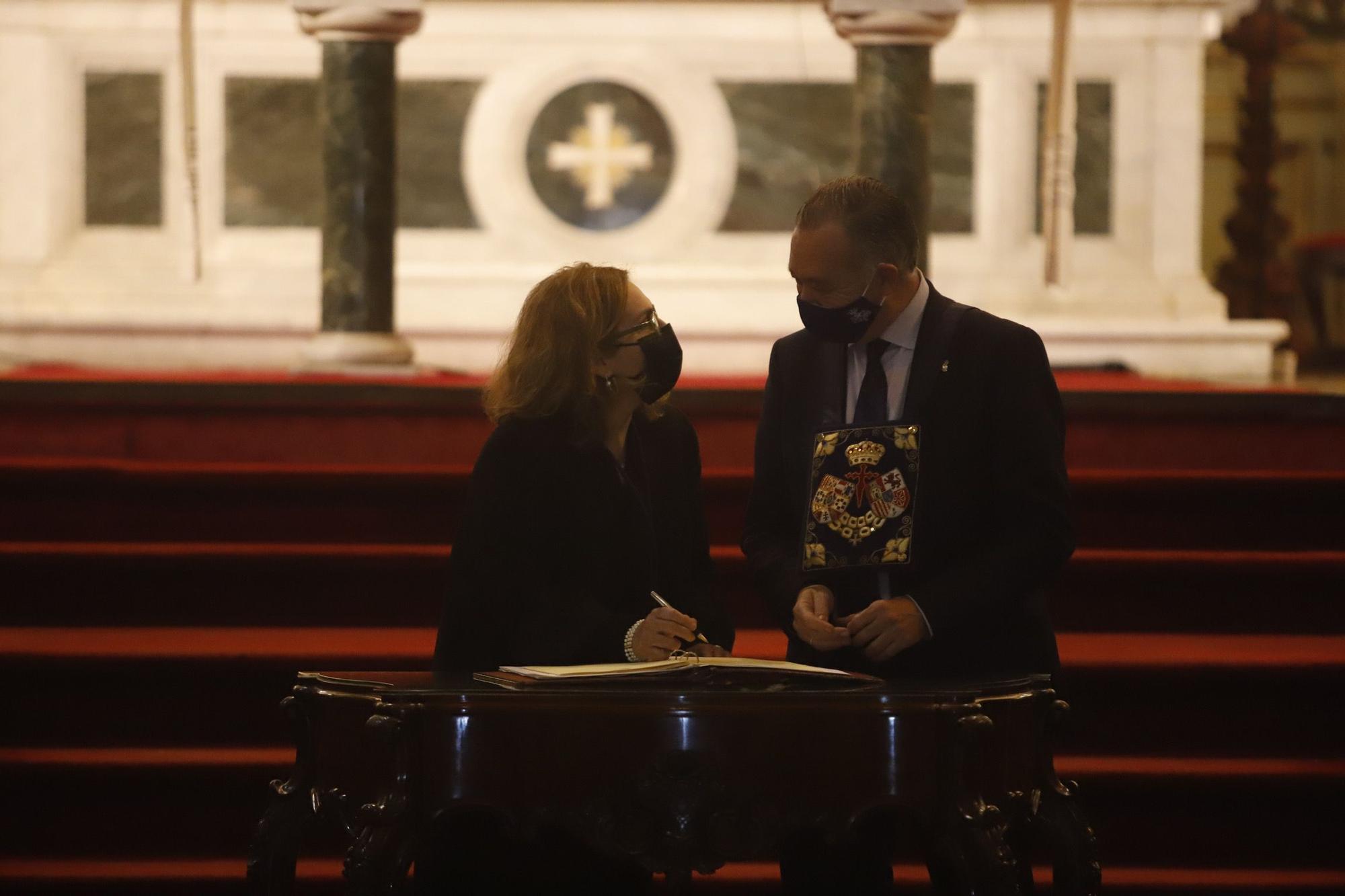 Acto de liberación de tres presos por El Rico en la Catedral