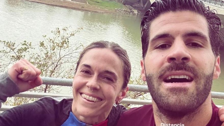 Mapi León y Héctor Lasanta, tras el entrenamiento en Zaragoza.