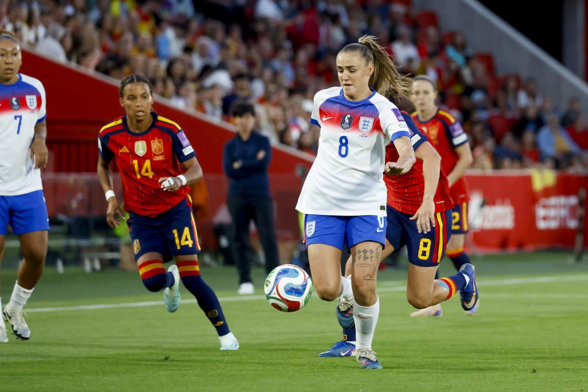 Clasificación para el Mundial de fútbol femenino: España - Inglaterra, en imágenes.