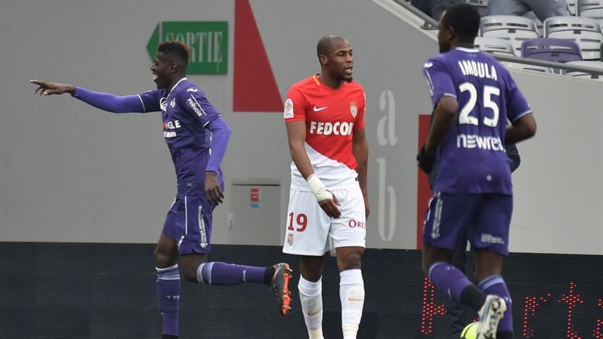 Sangare celebra uno de los goles del Toulouse ante el Mónaco