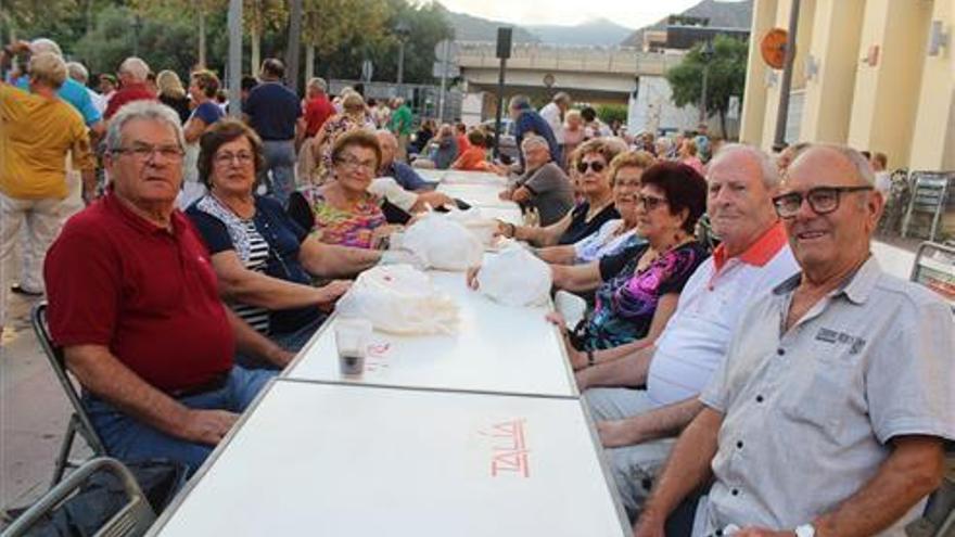 Benicàssim suspende los actos festivos de este martes por el temporal