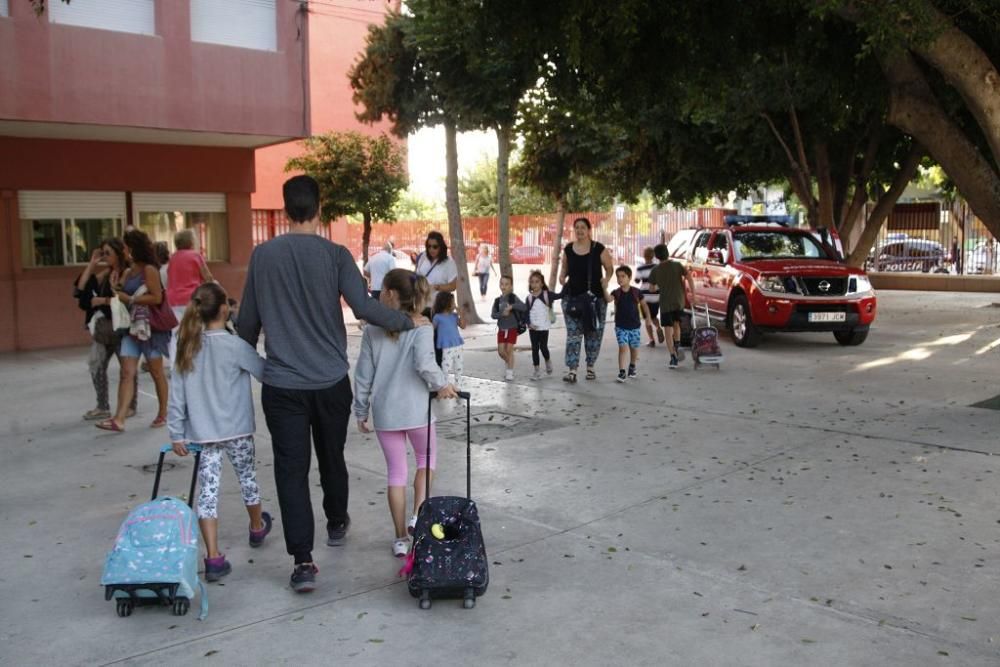 Susto en el colegio de Santa María de Gracia por un incendio en la despensa