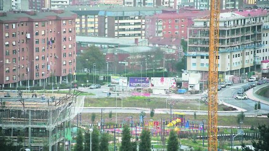 Terrenos de La Magdalena objeto de la polémica, ya en fase de construcción de viviendas.