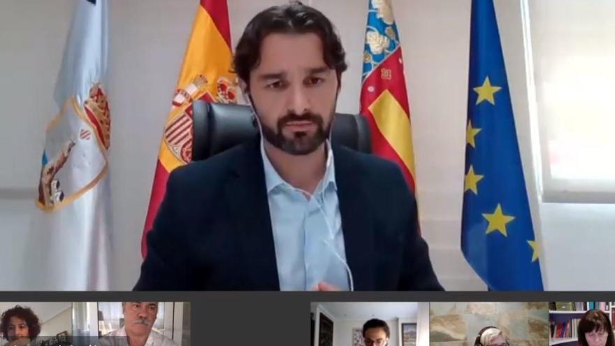 Imagen de la sesión telemática de hoy de aprobación de los presupuestos de Torrevieja