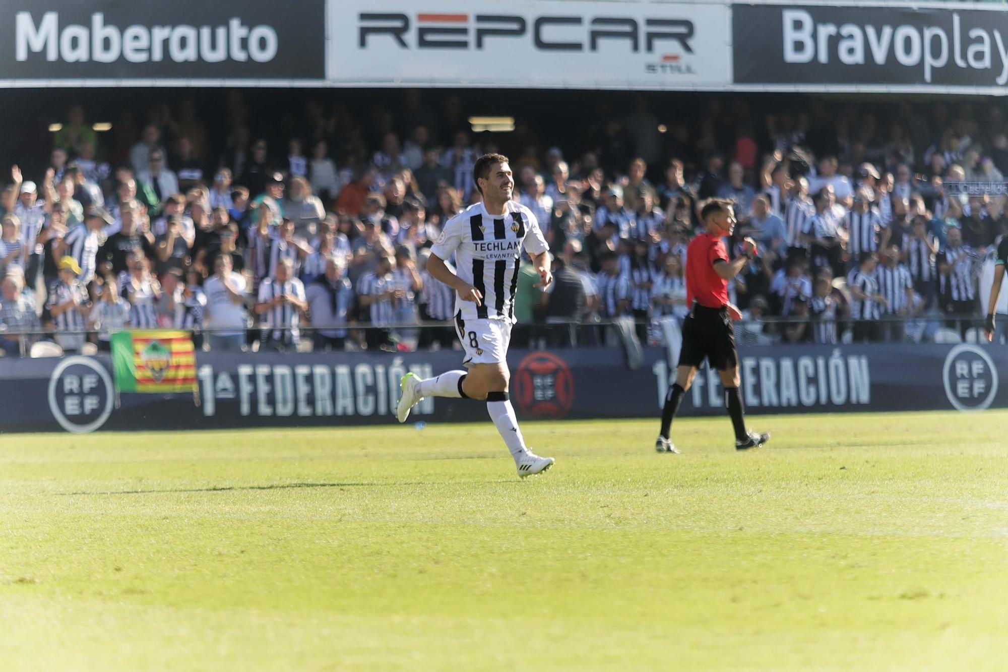 Galería | La victoria contra el Atlético Baleares, con más de 12.000 espectadores, en imágenes