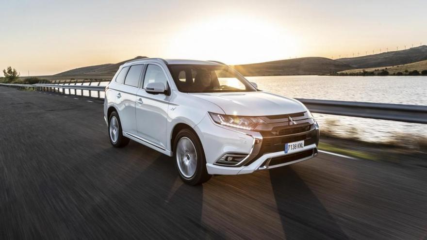 El Mitsubishi Outlander PHEV alcanza las 200.000 unidades vendidas