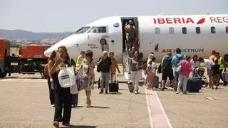 Córdoba estrena ruta comercial con Palma de Mallorca y retoma los vuelos regulares en el aeropuerto 16 años después