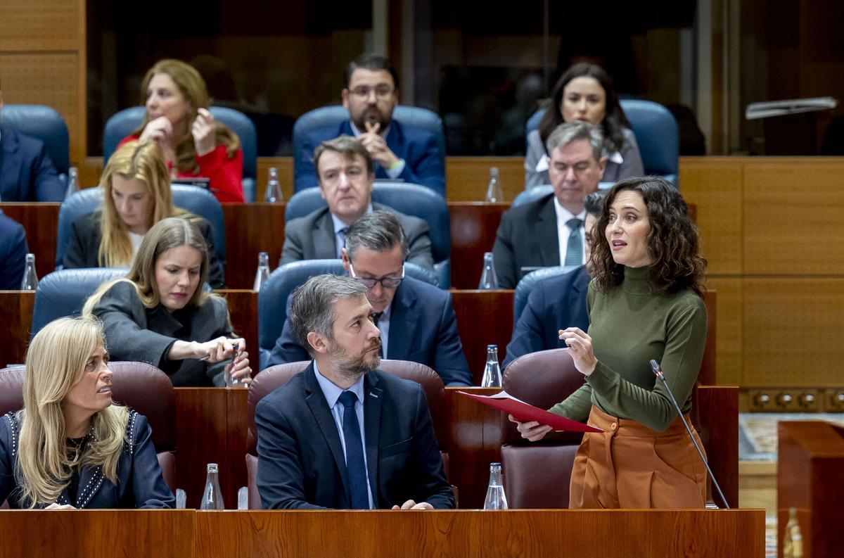 La presidenta de la Comunidad de Madrid, Isabel Díaz Ayuso, durante el pleno en la Asamblea de Madrid.