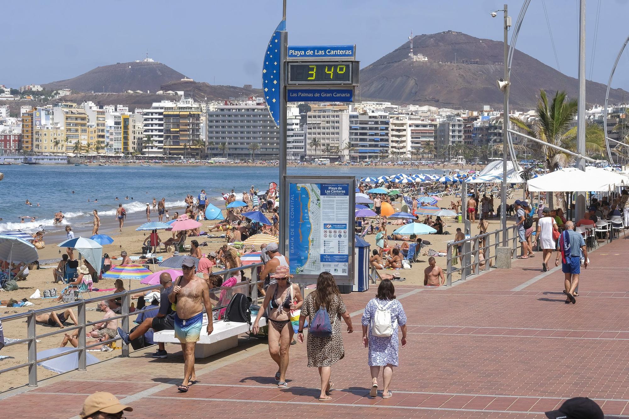 Calor y ligera calima en Las Palmas de Gran Canaria (30/09/2023)