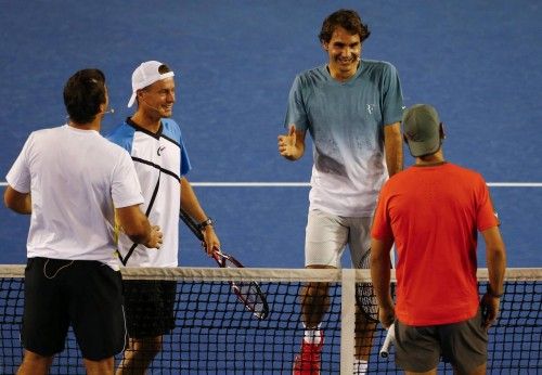 Roger Federer y Rafa Nadal han participado, junto a otros tenistas, en un partido de exhibición con motivo del Día de los Niños en el Tenis previo al Abierto de Australia.