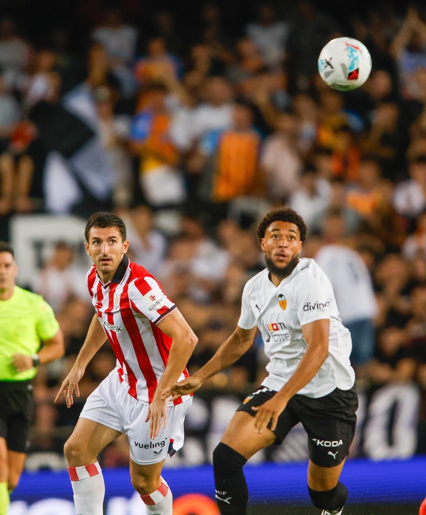 El Valencia CF - Athletic Club de Mestalla, en imágenes