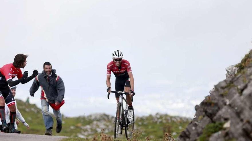 Alberto Contador, en la última rampa del Angliru.