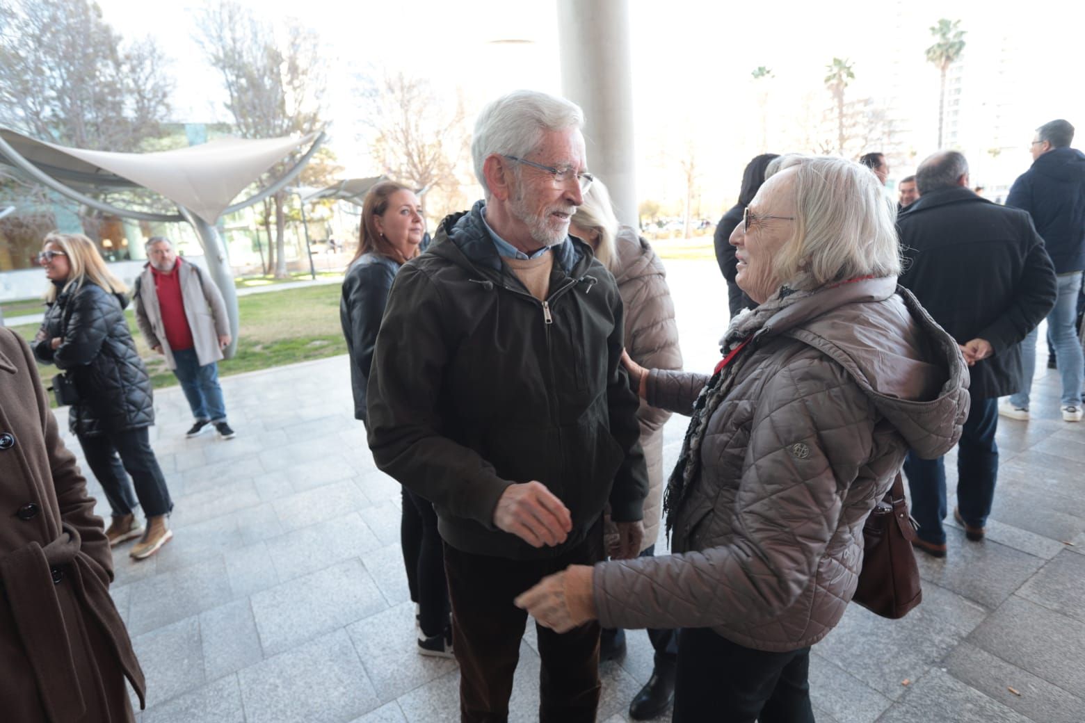 Empiezan a llegar los primeros asistentes al Congreso del PSPV-PSOE en Valencia