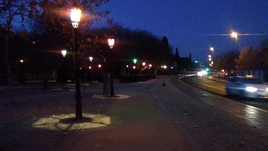 El parque de San Martín, helado a primera hora de la mañana.