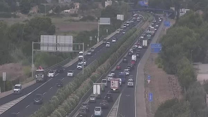 Atasco en la autopista de Llucmajor.