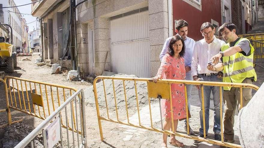 La alcaldesa brigantina se estrena en las obras