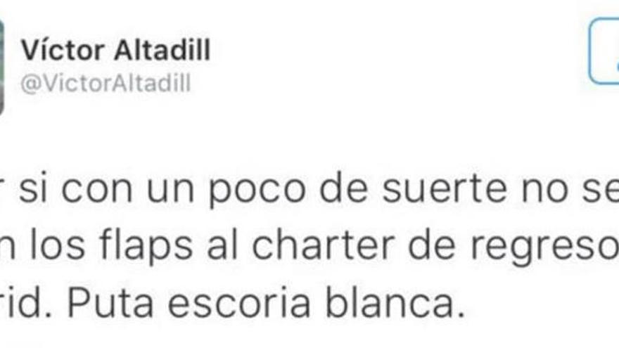 Despedido por desear un accidente de avión al Real Madrid