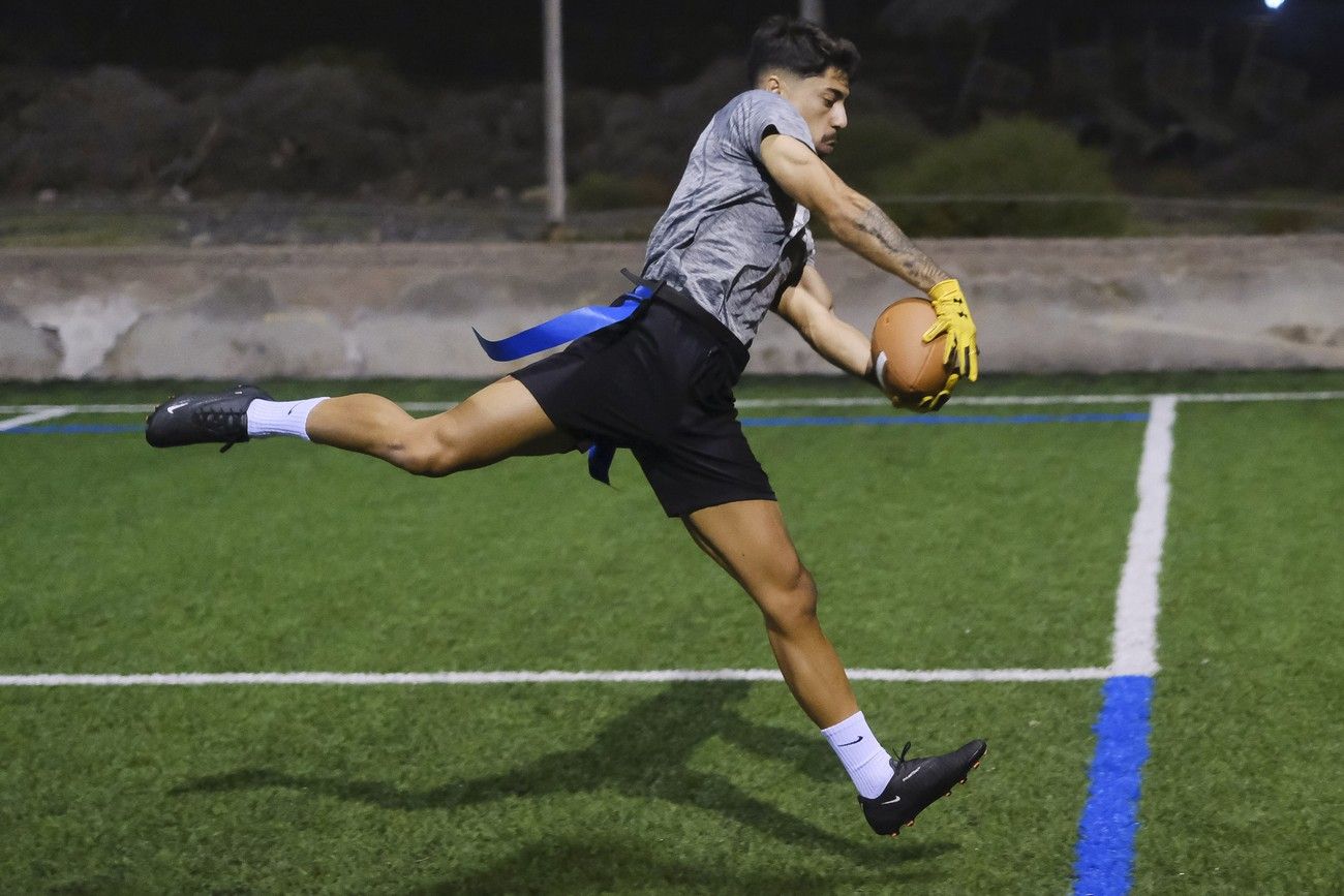Dinamismo, estrategia y valores en el flag football.