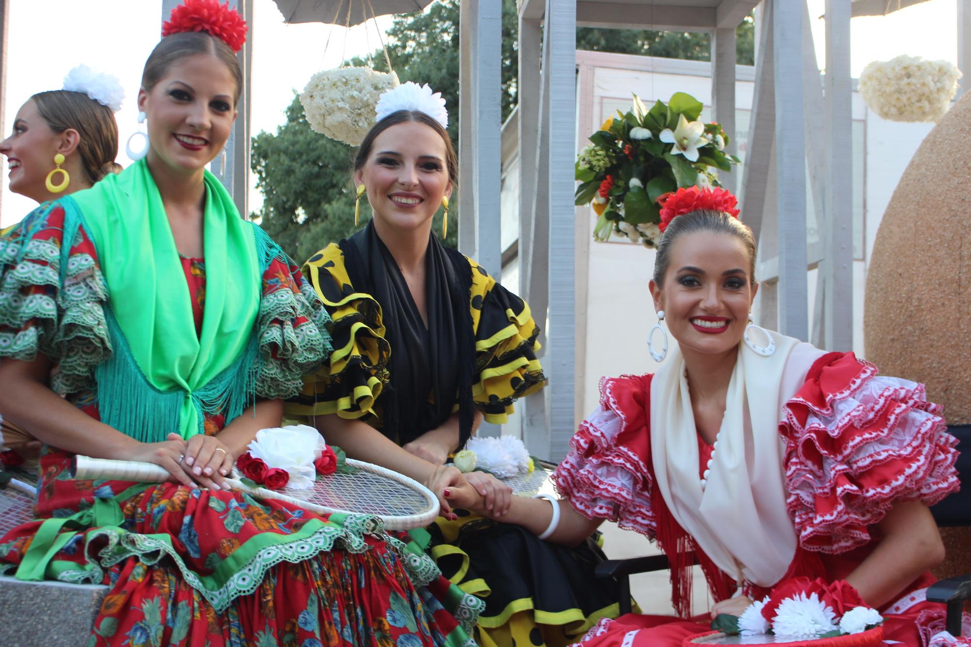 Un final "de Berlanga" para Consuelo y la corte: despedida con primer premio