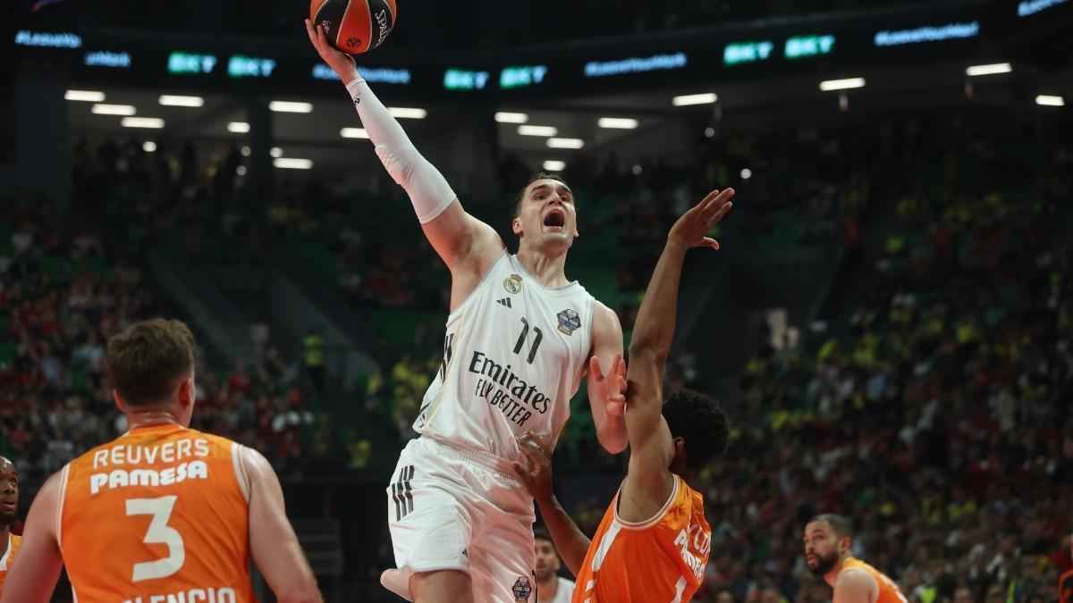 Mario Hezonja fue el máximo anotador del partido