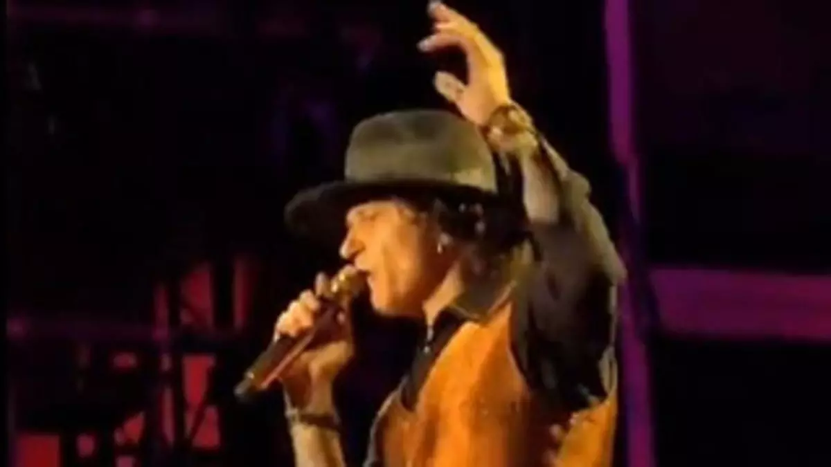 Así ha sido el arranque de la gira de Bunbury en México: "Múevanse de esas sillas"