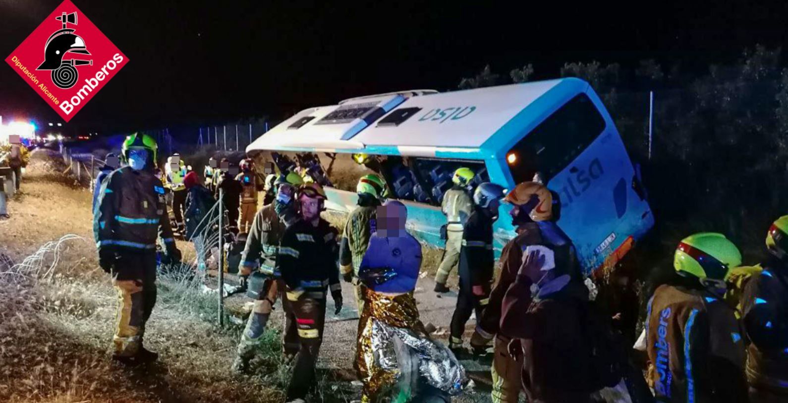 Un accidente de autobús en la Granja de Rocamora deja al menos 10 heridos , dos de ellos graves