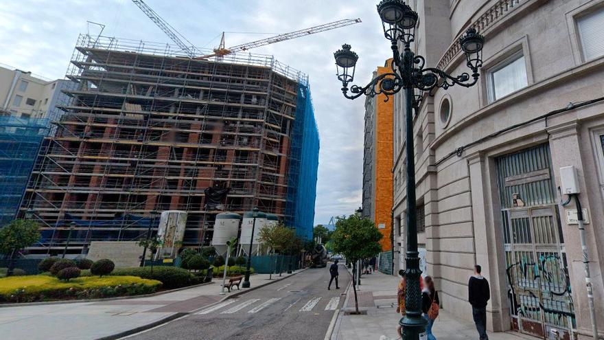 Calle Miragaia, en Vigo, donde acabó su huida el hombre.