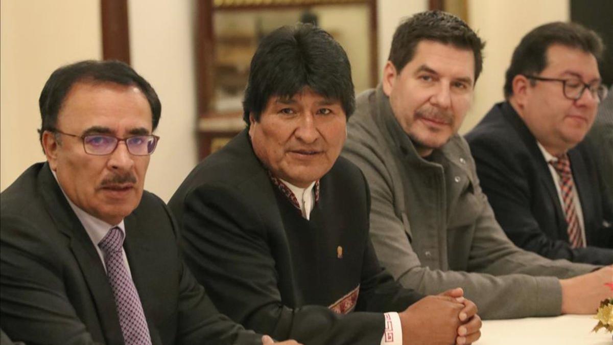 Evo Morales presentará candidatura para ser subsede del Mundial 2030
