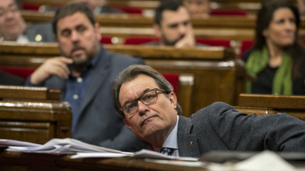 Artur Mas y Oriol Junqueras en una sesión del Parlament