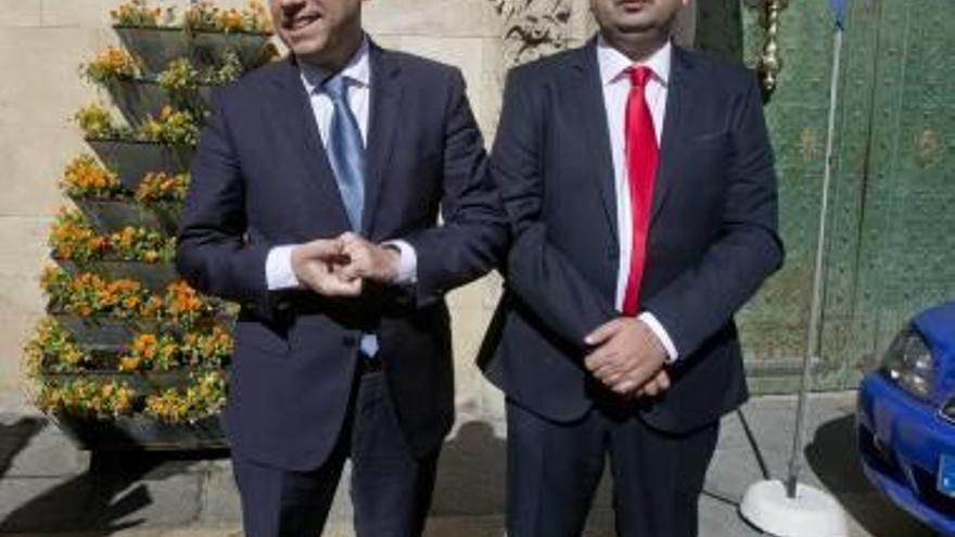 El alcalde Echávarri y el concejal Giménez, en imagen de archivo.