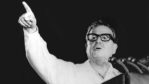 Fotograma del documental ’Salvador Allende’, del director de cine chileno Patricio Guzmán.