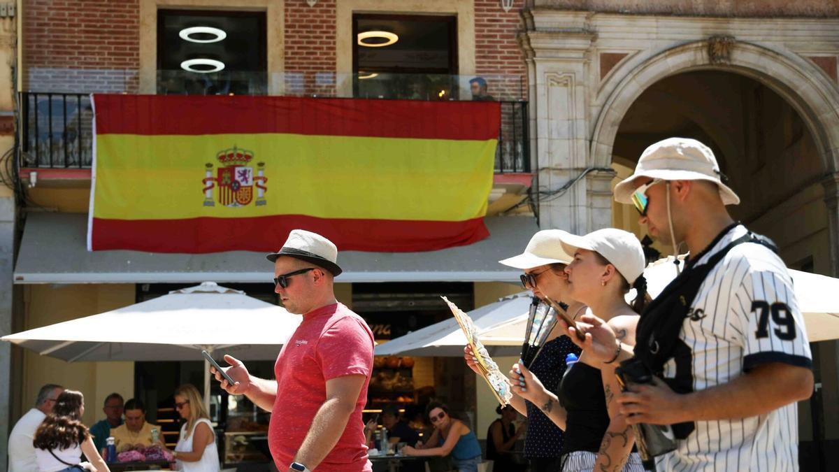 La Aemet activa el amarillo por calor y terral en Málaga: los municipios donde hará más calor