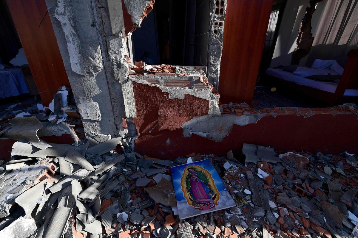 Colombia busca a supervivientes del terremoto