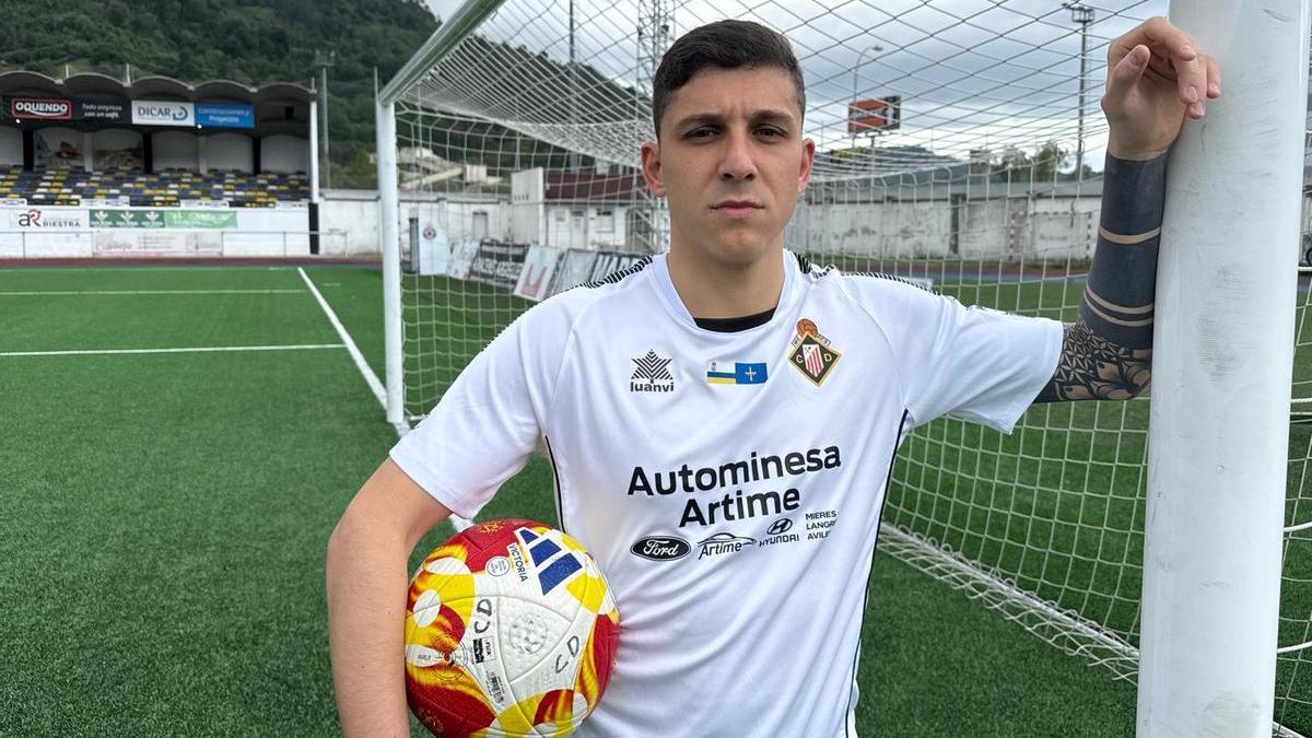 Borja Rodríguez, ayer, en el Hermanos Antuña.