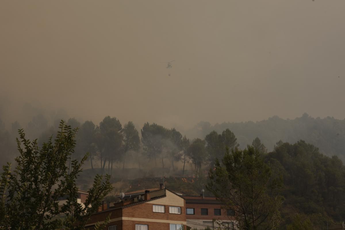 El incendio en El Pont de Vilomara, en imágenes