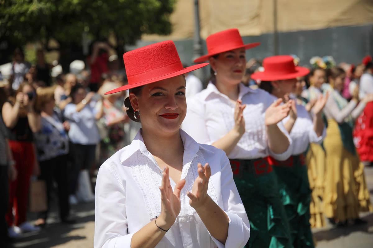 Las academias de baile toman las Tendillas