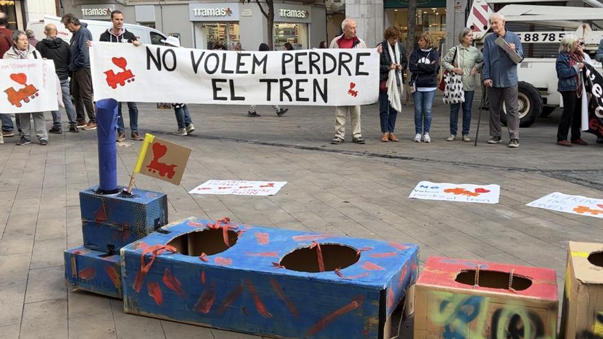 Defensem el tren de l’Empordà s’oposa al trasllat de l’estació de Figueres coincidint amb la creació d’un comissionat