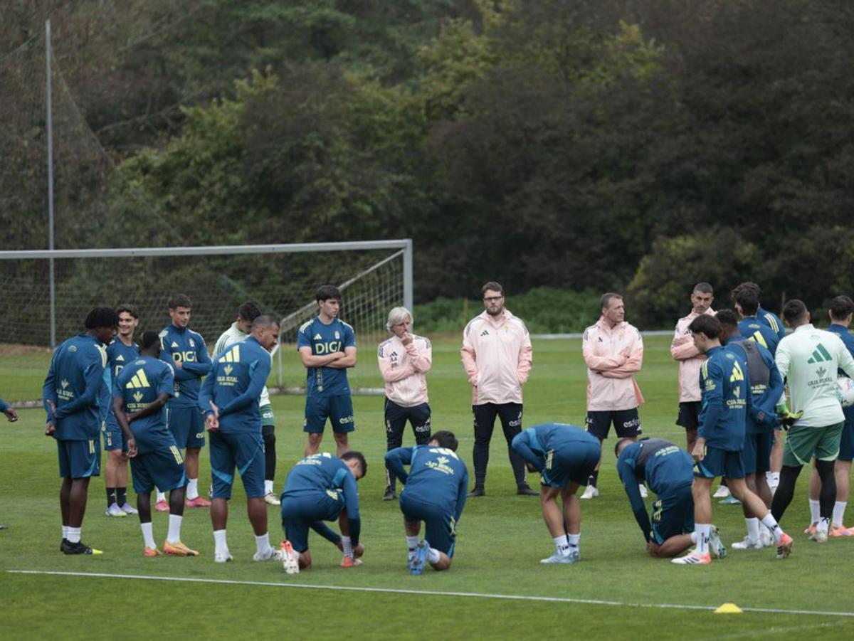 Una imagen del entrenamiento de ayer, ya sin Paunovic. | IRMA COLLÍN