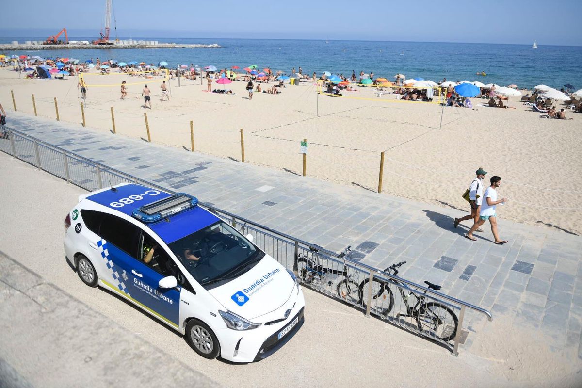 Un error deixa sense netejar els vehicles de la Guàrdia Urbana de Barcelona fins al setembre