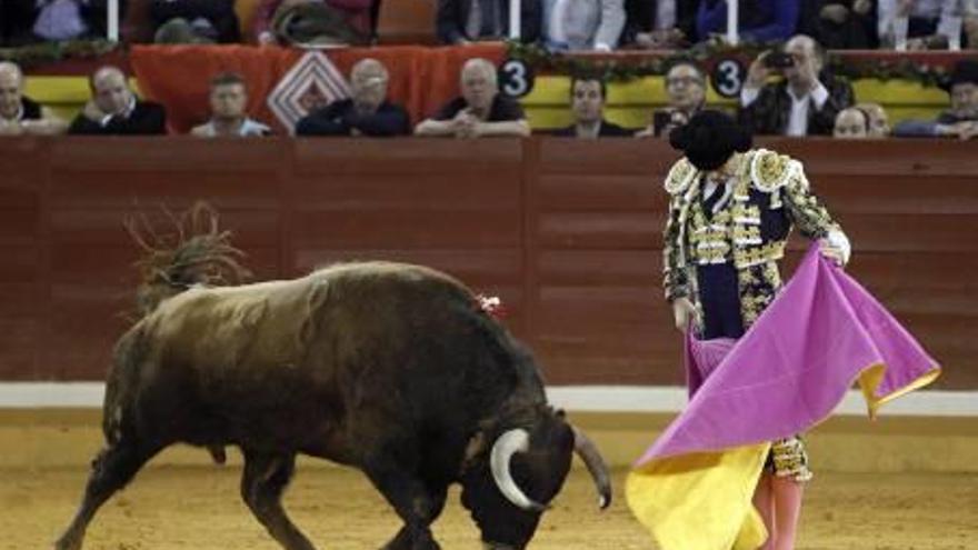 Manzanares toreando a Fusilero en Illescas.