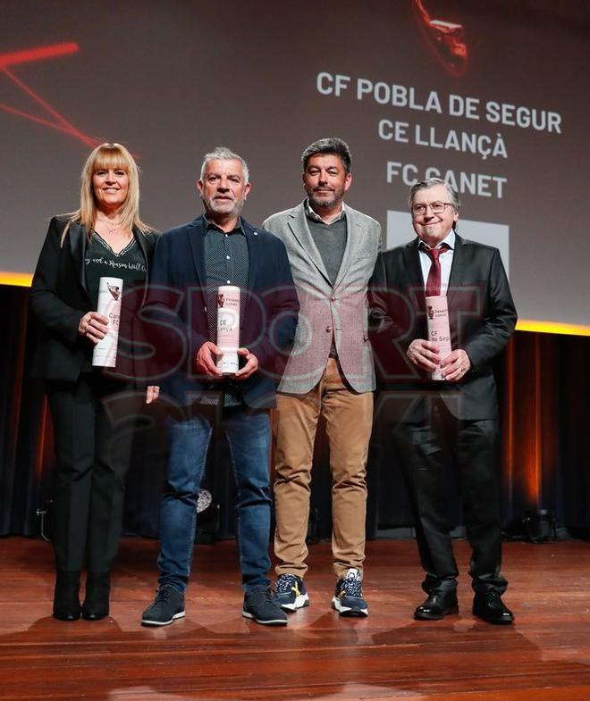 CF Pobla de Segur, CE Llançà y FC CanetNo todos los clubs o entidades pueden presumir de cumplir cien años. En 2019 también llegaron al centenario equipos como el CF Pobla de Segur, donde dio sus primeros pasos una leyenda como Carles Puyol,  o  otro