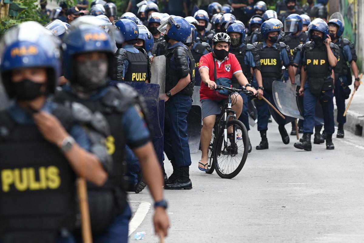 Protestas en Filipinas antes del primer discurso del estado de la nación de Marcos