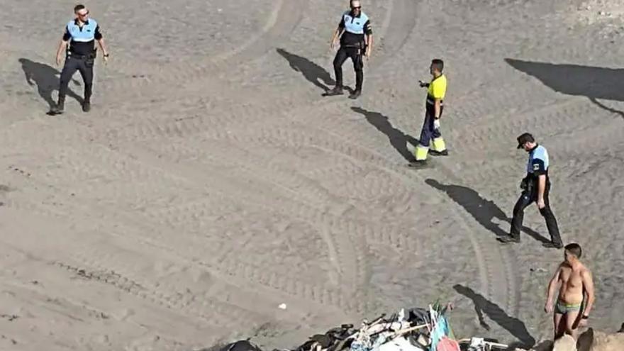 Un hombre en búsqueda y captura, acaba detenido en un desalojo en Montaña Arena