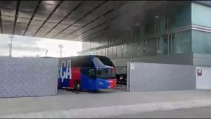 El Barça, camino de Girona con Raphinha en el autocar