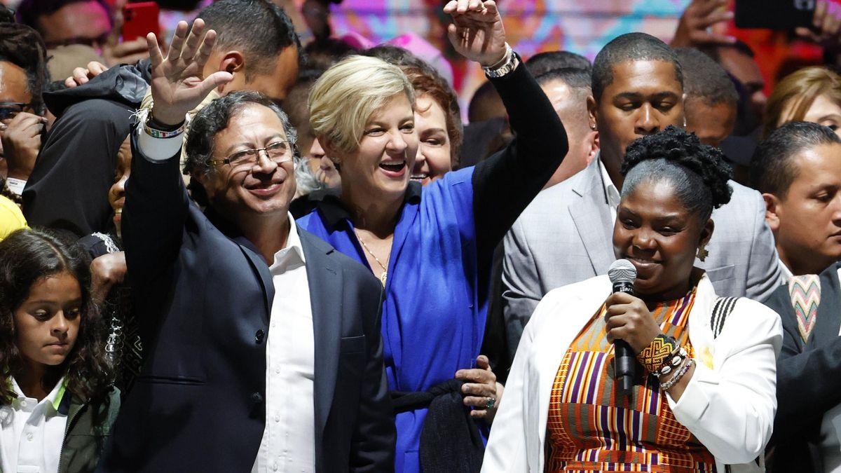 Gustavo Petro y Francia Márquez, durante la celebración de su victoria electoral en 2022.