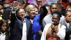 Gustavo Petro y Francia Márquez, durante la celebración de su victoria electoral en 2022.