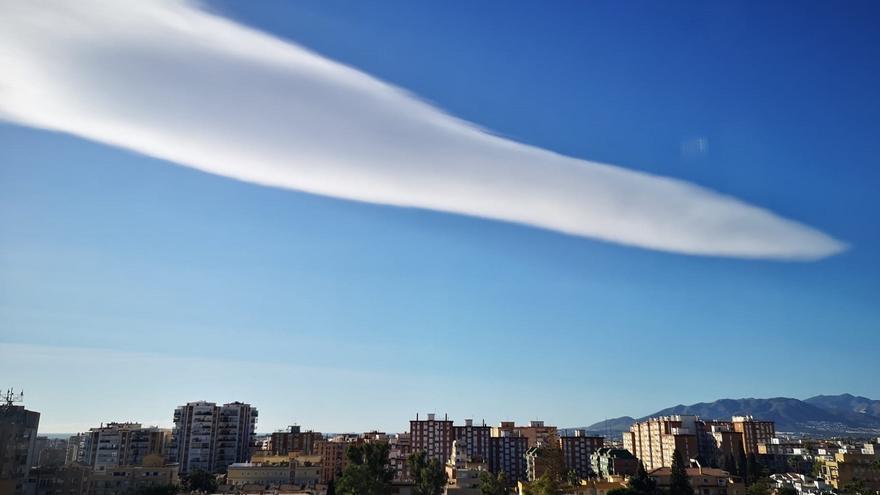 Nube de alienígenas desde una cama de hospital