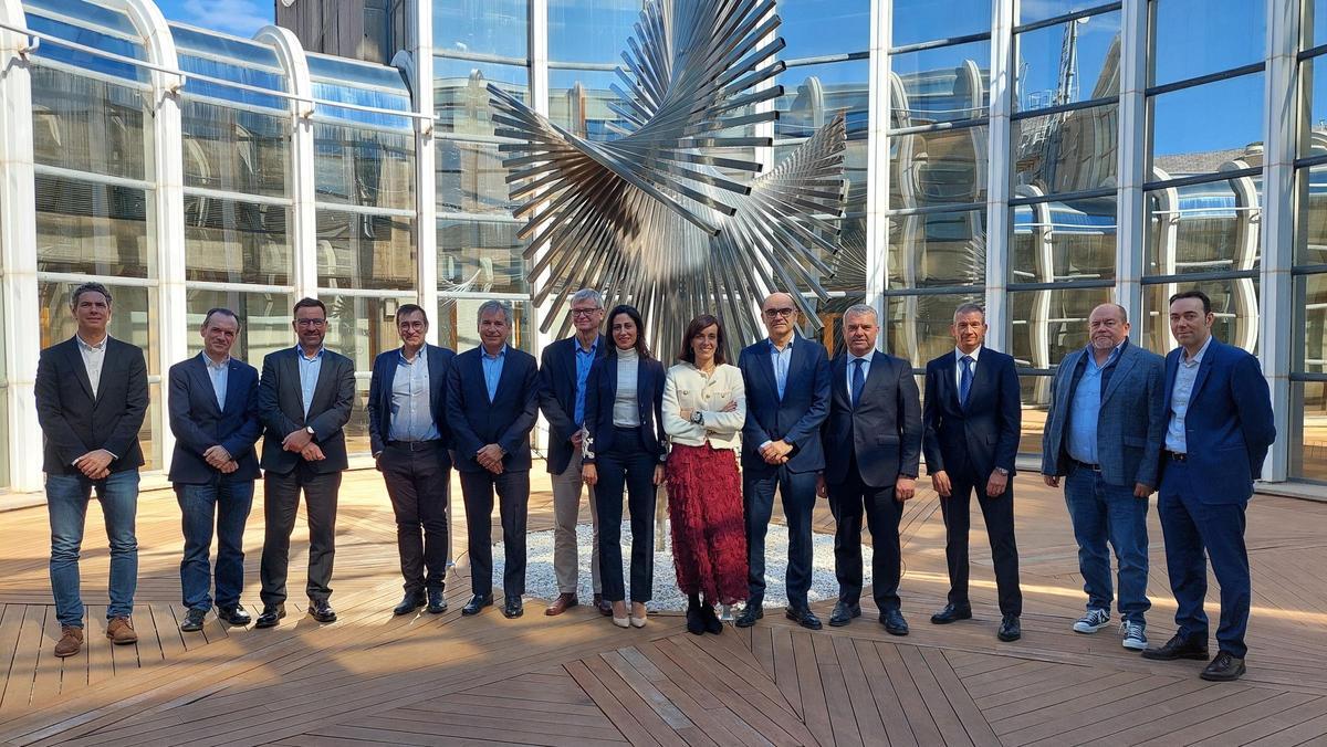 Los miembros del consejo asesor del Centro Tecnológico del Sabadell en Alicante.